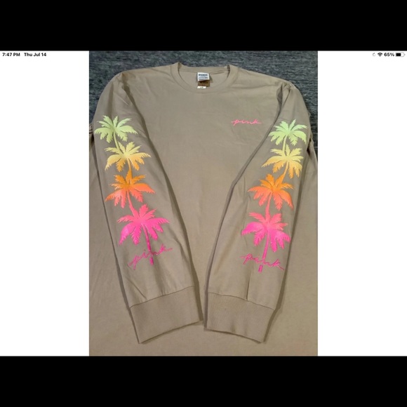 NEW VICTORIAS SECRET PINK BLING CAMPUS PULLOVER. RARE & ABSOLUTELY BEAUTIFUL - Picture 2 of 8